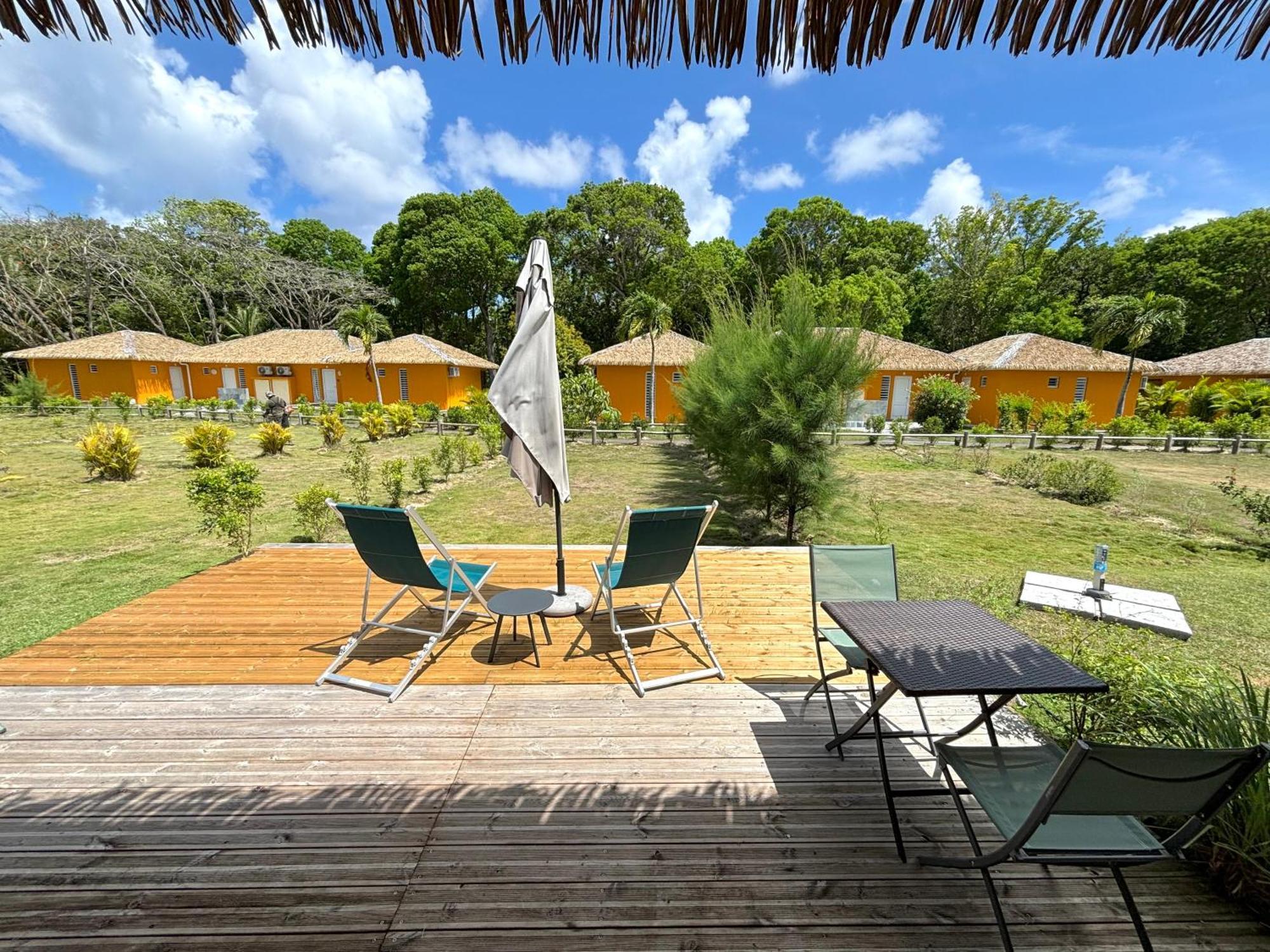Bungalow La Kawannaise - Piscine, Terrasse, Plage Grand-Bourg  외부 사진